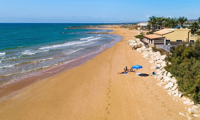 Donnalucata Villa | Seafront Villa near Donnalucata, Sicily