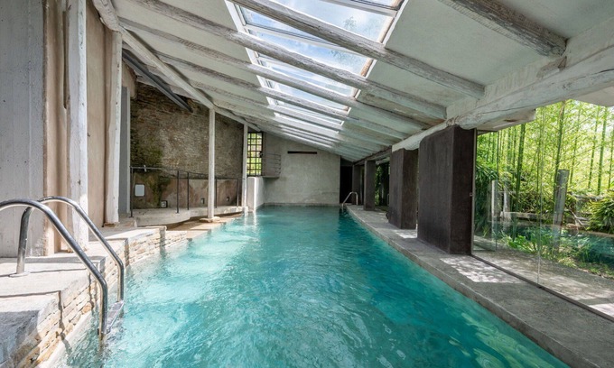 Trezzo Tinella Villa | Stunning private villa with WIFI, private pool, TV, terrace, pets allowed and panoramic view