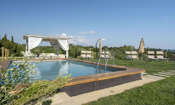 Sorrezzana Villa | Stunning private villa with private pool, WIFI, A/C, TV, patio, pets allowed and panoramic view