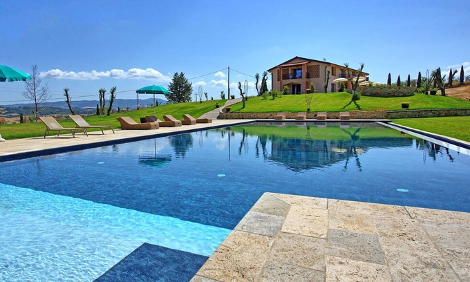 Peccioli Villa | Stunning private villa for 12 guests with private pool, WIFI, A/C, TV, patio and panoramic view