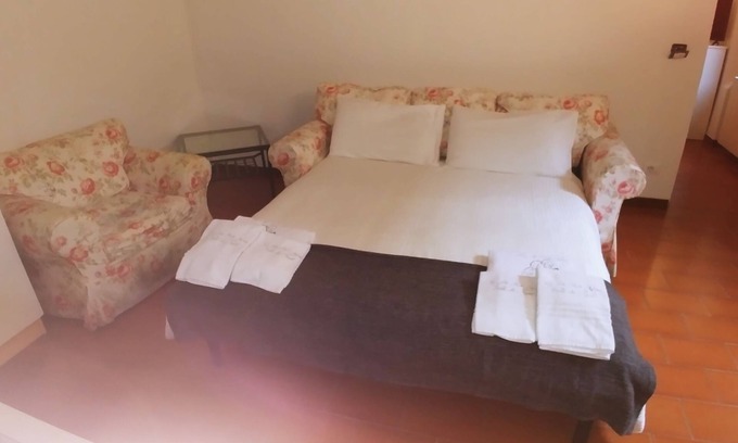 Historic Center Apartment | Tres Jolie Santo Stefano