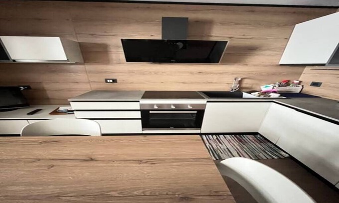 Sauze d'Oulx Apartment | Vicino seggiovia, totalmente attrezzato, campo da tennis estivo