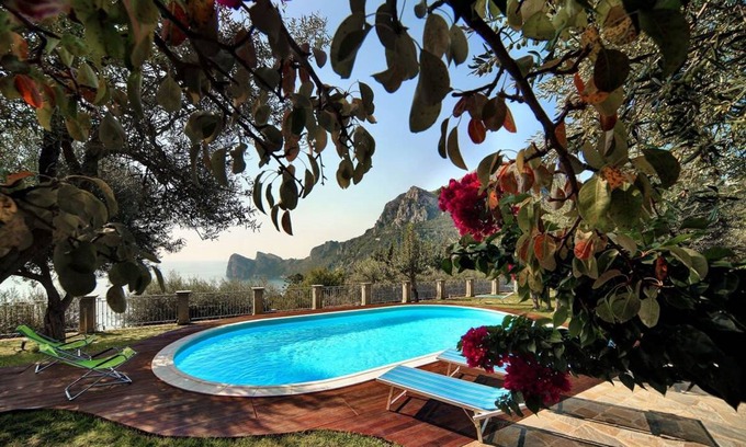 Sirenuse Villa | Villa ∙ 5 bedrooms ∙ 13 guests