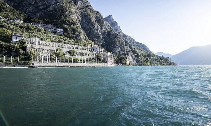 Limone sul Garda House | Villa Claraluna B: A bright and sunny apartment located right on the Garda Lake, with Free WI-FI.