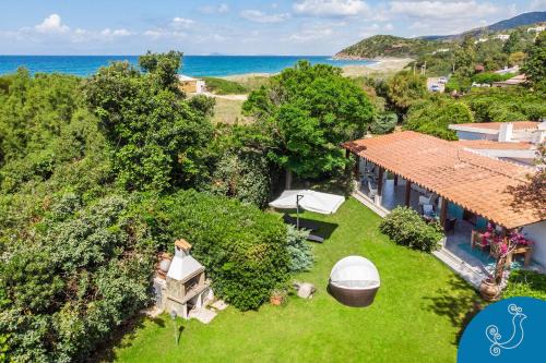 Geremeas Villa | Villa Turchese - Exclusive dimora on the beach