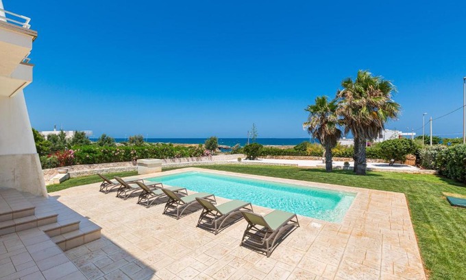 Torre Santa Sabina Villa | Villa Vela by Perle di Puglia