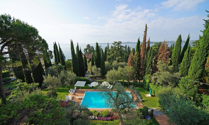 Gardone Riviera Villa | Villa Vibe Luce