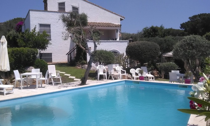 Quartu Sant'Elena Villa | VILLA WITH PRIVATE POOL