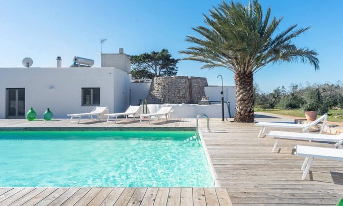 Racale Villa | VILLATRULLO MELOGRANO