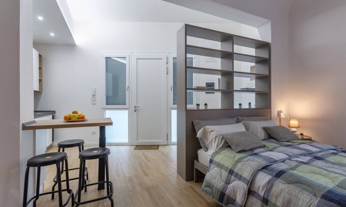 Province of Bologna Apartment | We are located on the ground floor of a building with an independent entrance.Open space studio of 37 square meters of space, comfortably accommodates 2 people.The apartment is located 5 minutes by car from the Renato dall'Ara stadium.Zaragoza district,