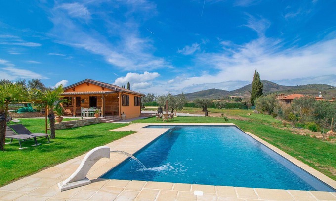 Panicale House | Wonderful private villa for 4 people with WIFI, private pool, A/C, TV and balcony