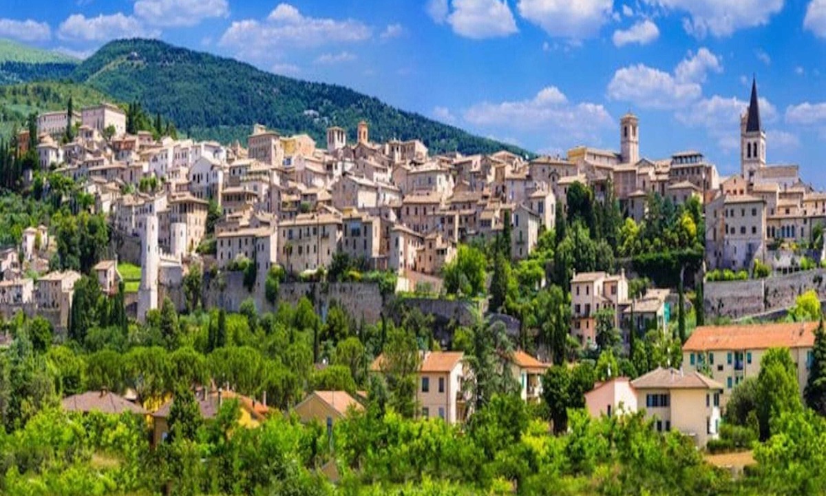 Spello Villa | Topaz Apt City Center