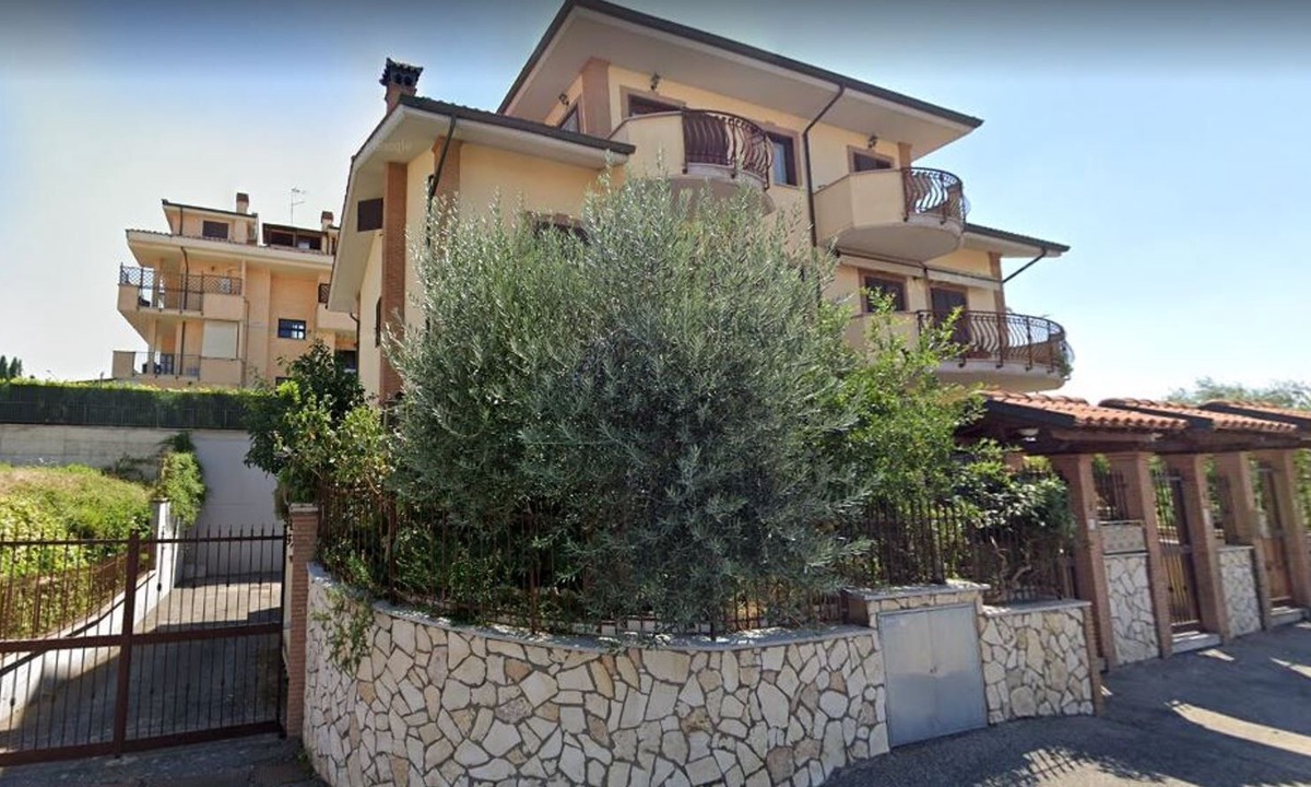 Mentana Apartment | Vrbo Property