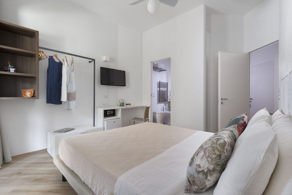 Photo of Bedroom in Ogliastro Marina