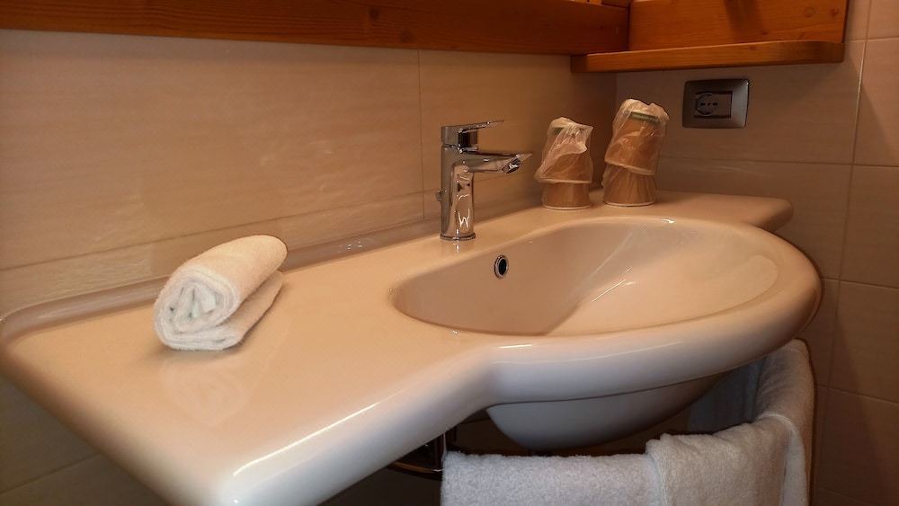 Photo of Bathroom in Vaneze