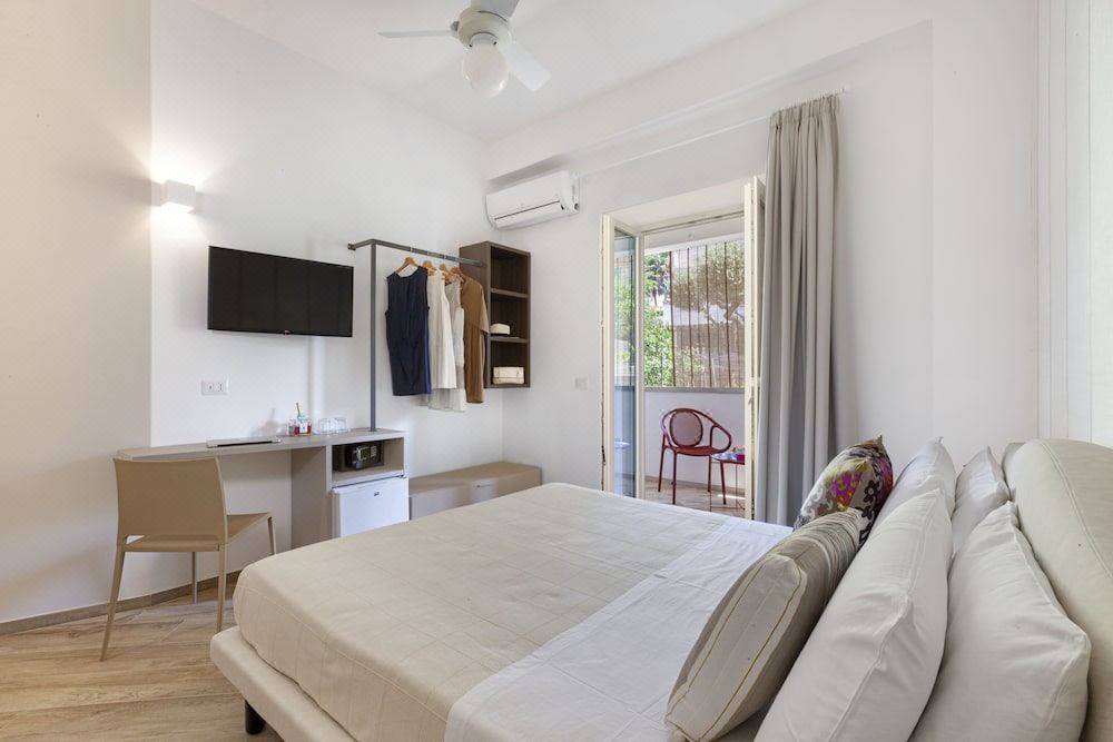 Photo of Bedroom in Ogliastro Marina