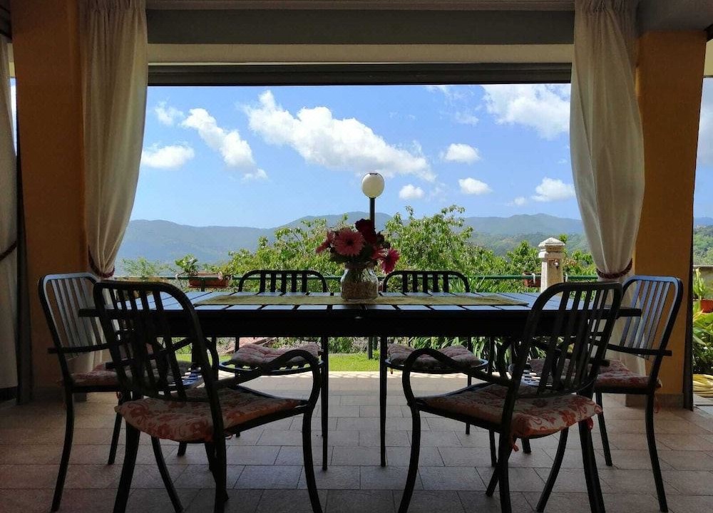 Photo of Patio Balcony in Carozzo