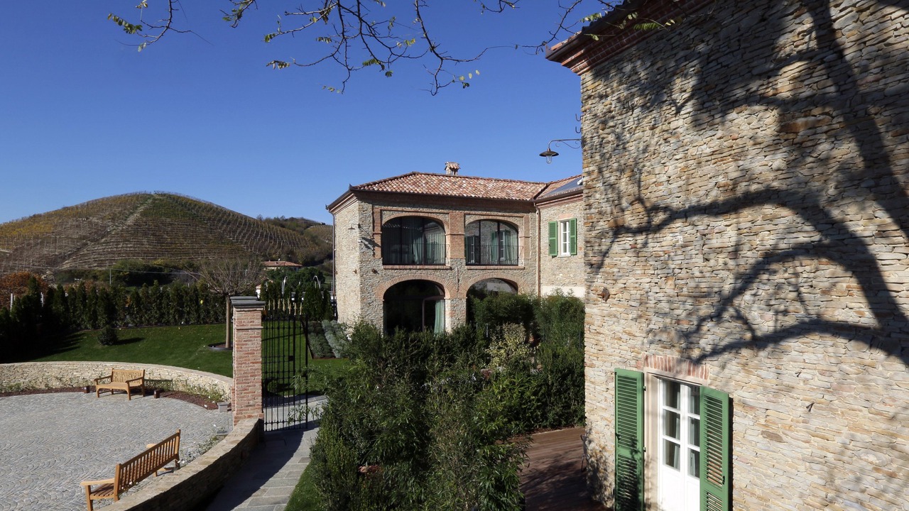 Photo of Buildings in Santo Stefano Belbo