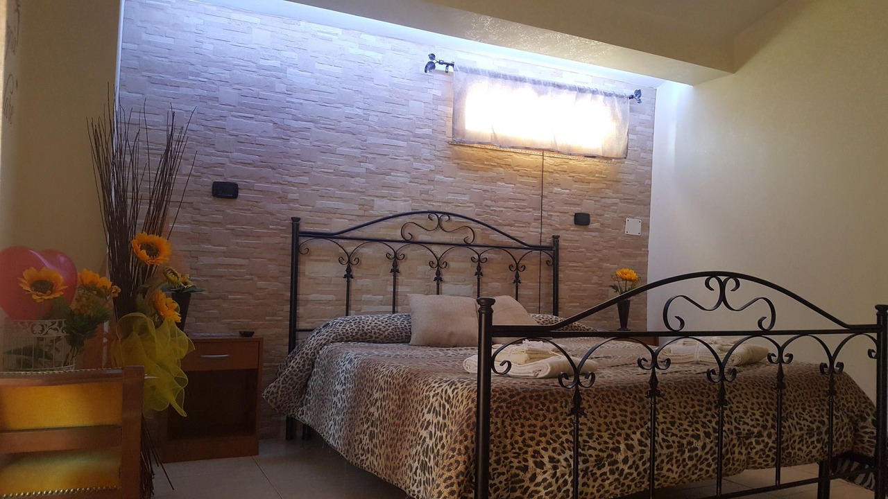 Photo of Bedroom in Gallico Marina