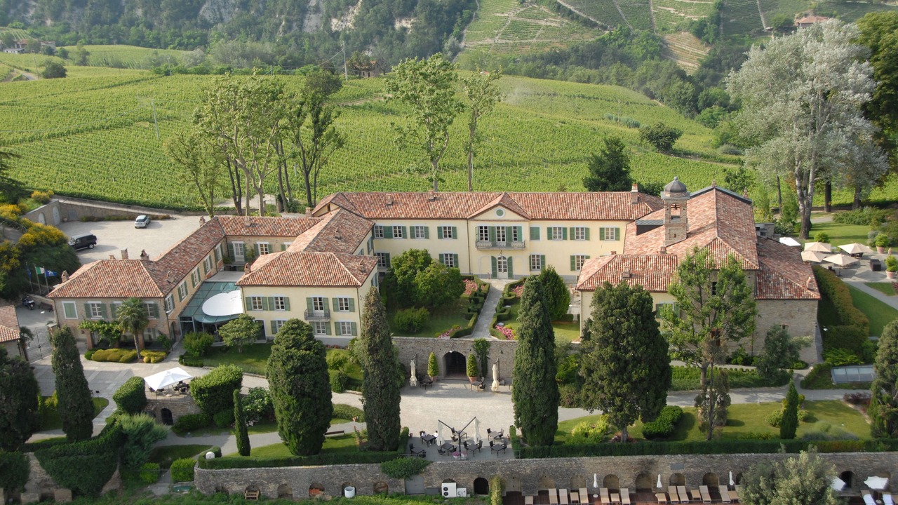 Photo of Buildings in Santo Stefano Belbo