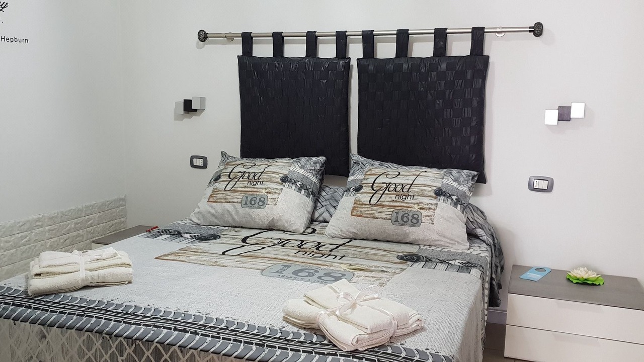 Photo of Bedroom in Gallico Marina