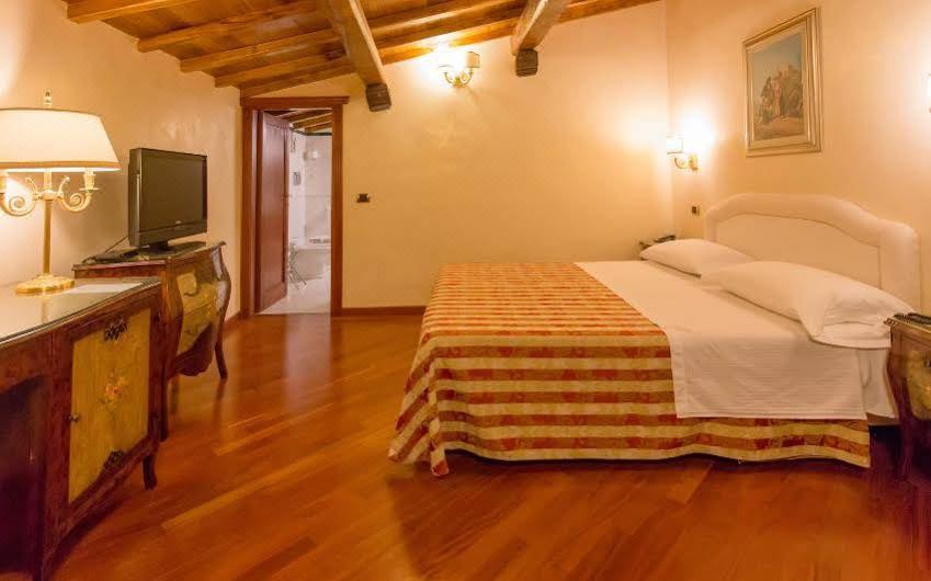 Photo of Bedroom in Oristano Historic Centre