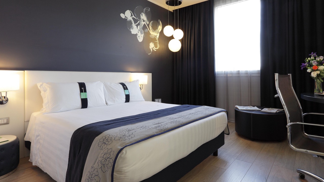 Photo of Bedroom in Cinisello Balsamo