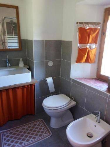 Photo of Bathroom in Berceto