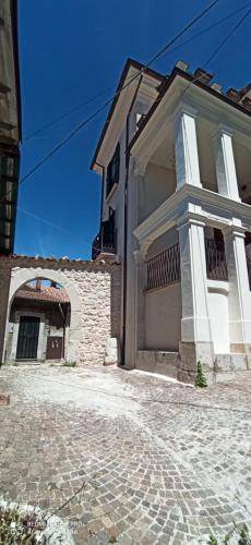 Photo of Buildings in Rocca di Mezzo