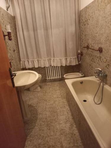 Photo of Bathroom in Montecosaro