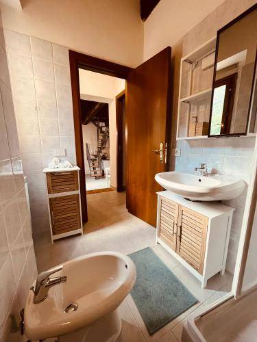 Photo of Bathroom in Scopoli