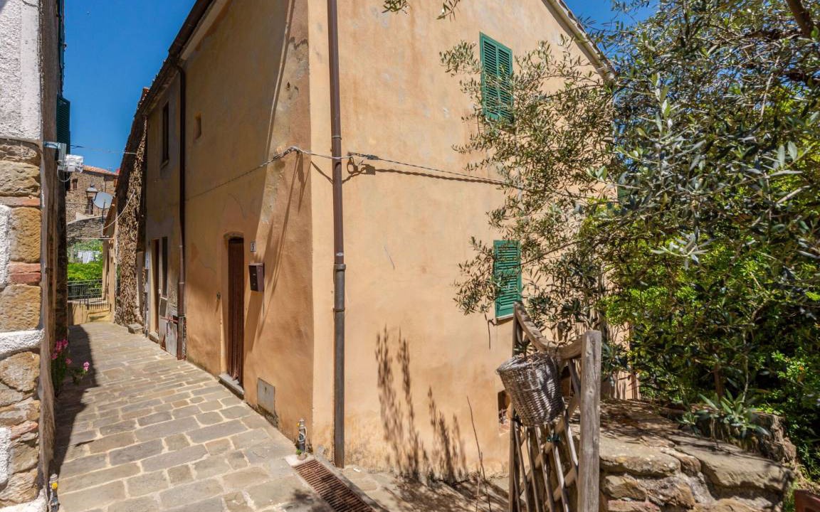 Photo of Others in Montorgiali