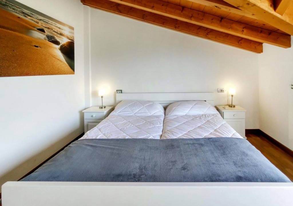 Photo of Bedroom in Porto Valtravaglia