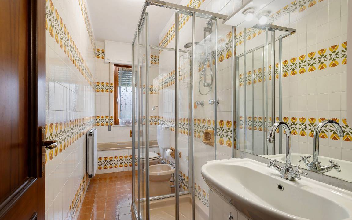 Photo of Bathroom in Finalborgo