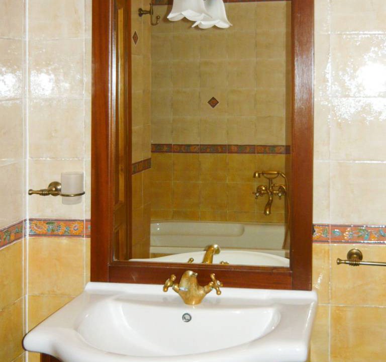 Photo of Bathroom in Orciatico