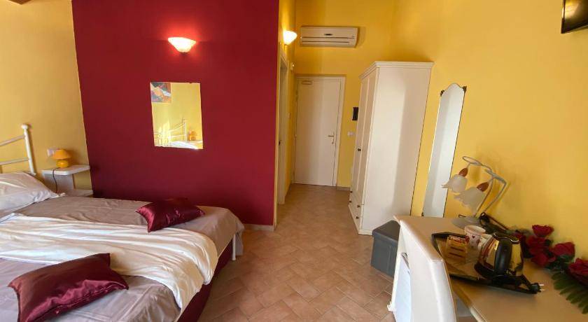 Photo of Bedroom in Fornole