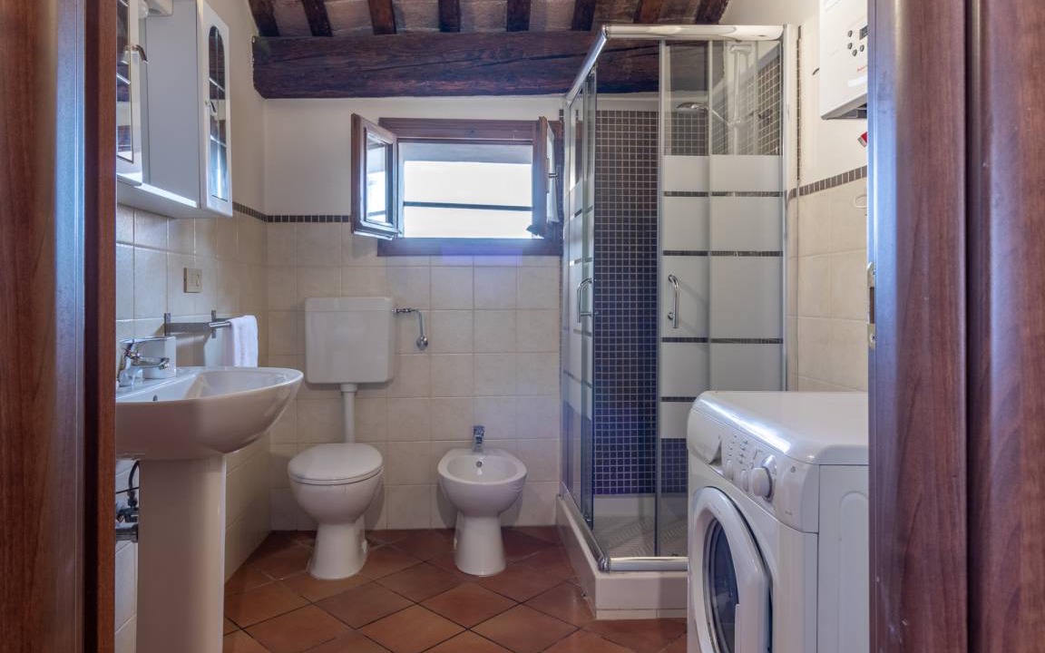 Photo of Bathroom in Ferrara Historic Centre