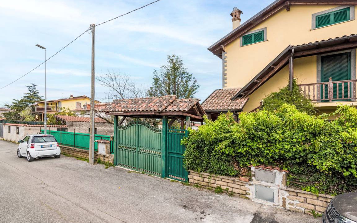 Photo of Others in Lake Garda