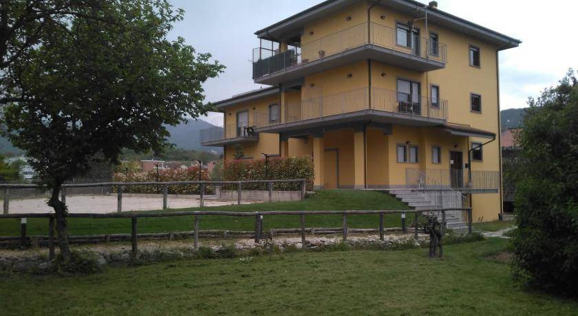 Photo of Others in Preturo