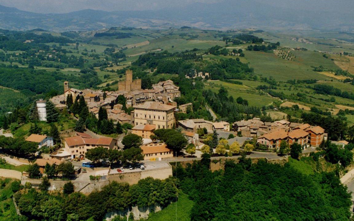 Photo of Others in Proceno