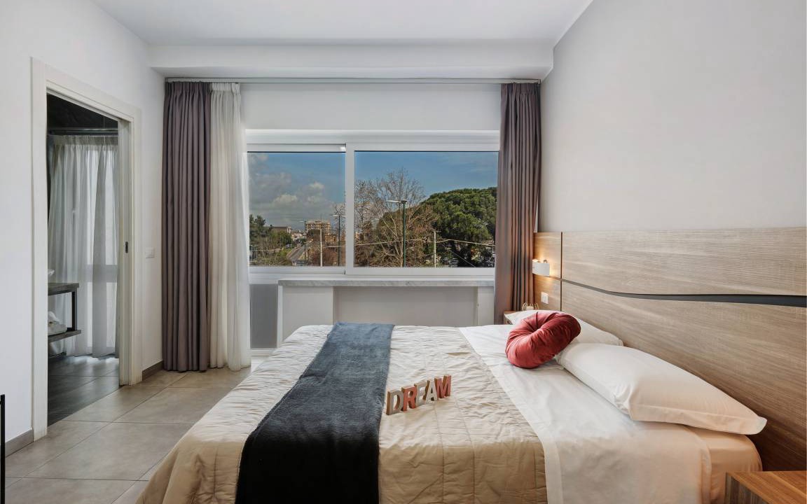 Photo of Bedroom in Naples