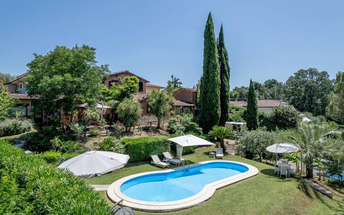 Photo of Outdoor in Massa e Cozzile