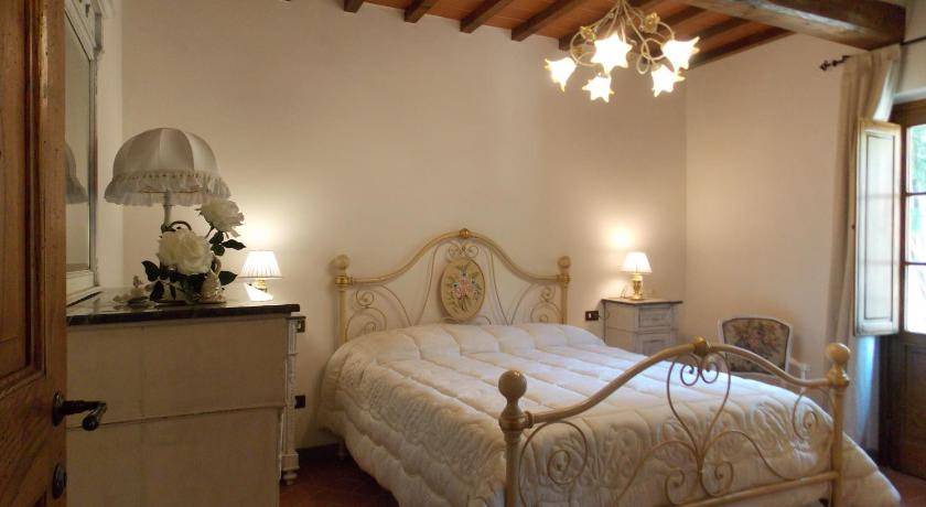 Photo of Bedroom in Dicomano