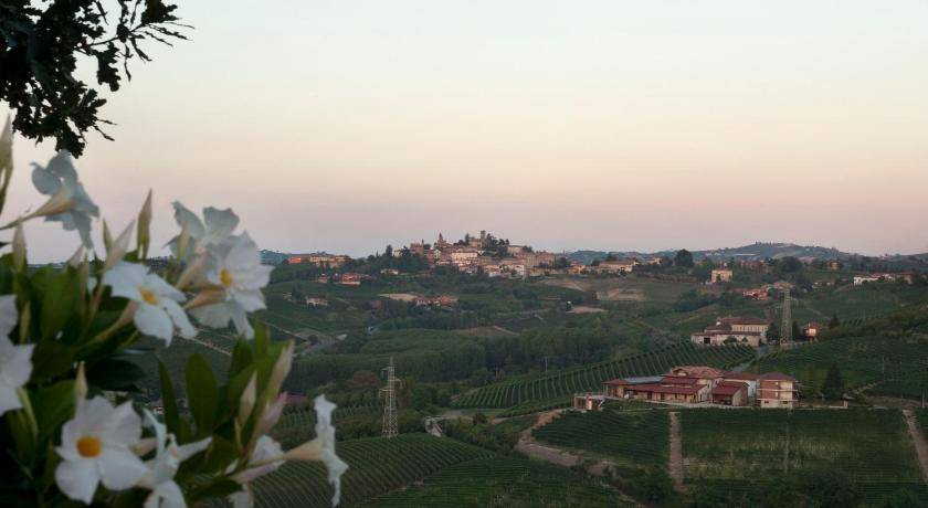 Photo of Others in Barbaresco