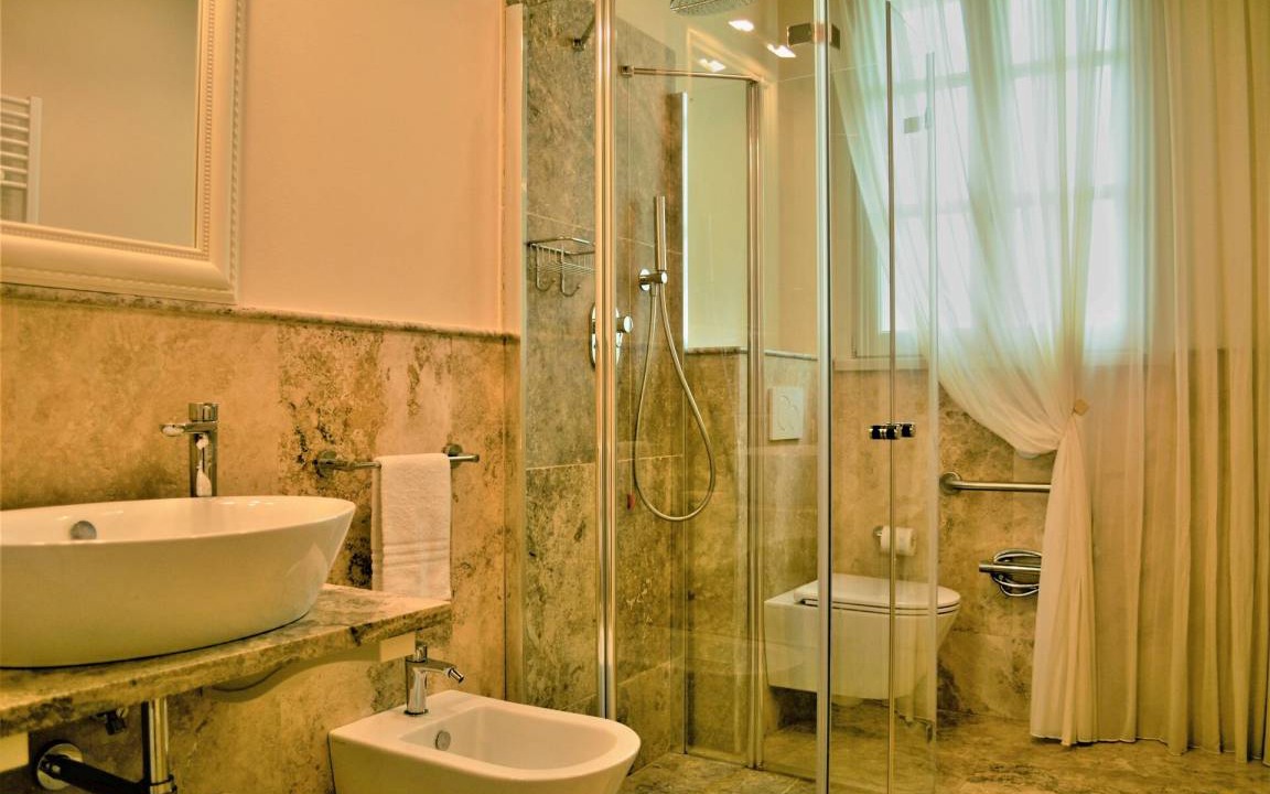 Photo of Bathroom in Vinci