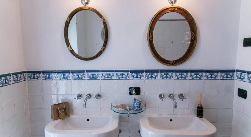 Photo of Bathroom in Calamandrana