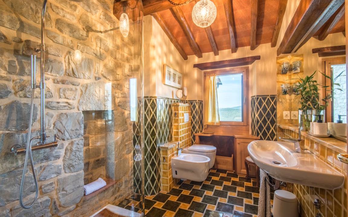 Photo of Bathroom in Vertine