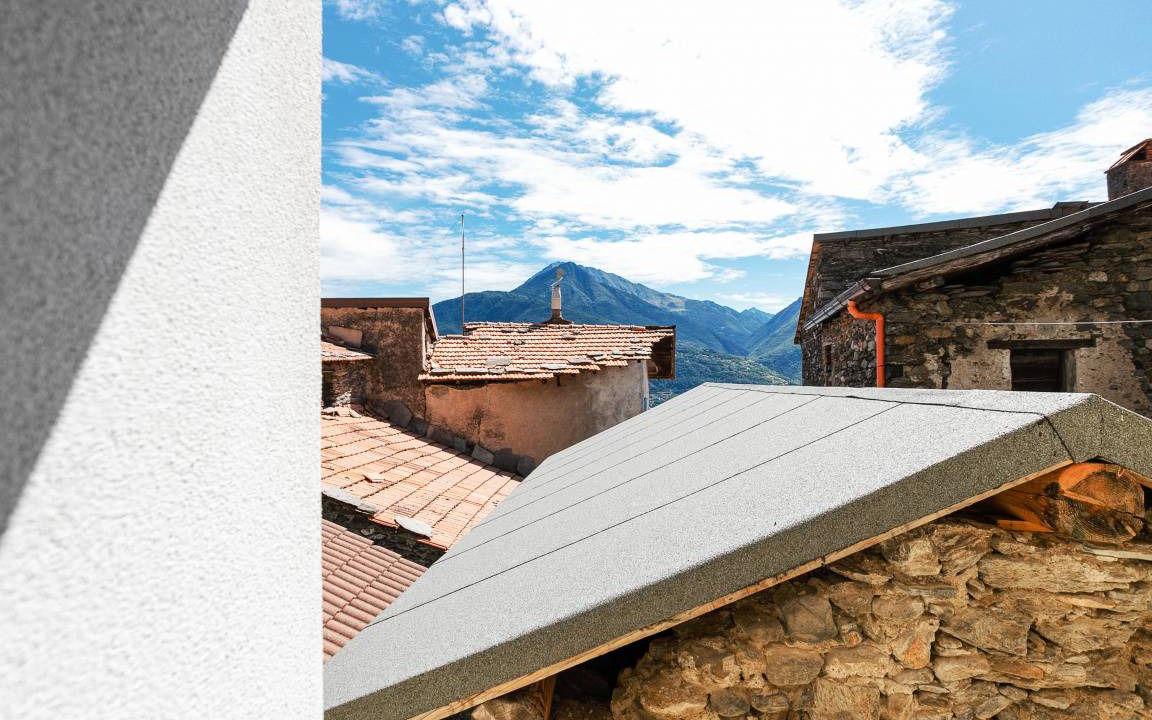 Photo of Buildings in Cremia