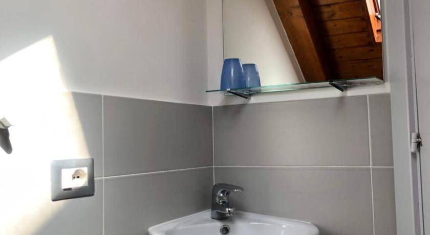 Photo of Bathroom in Alani