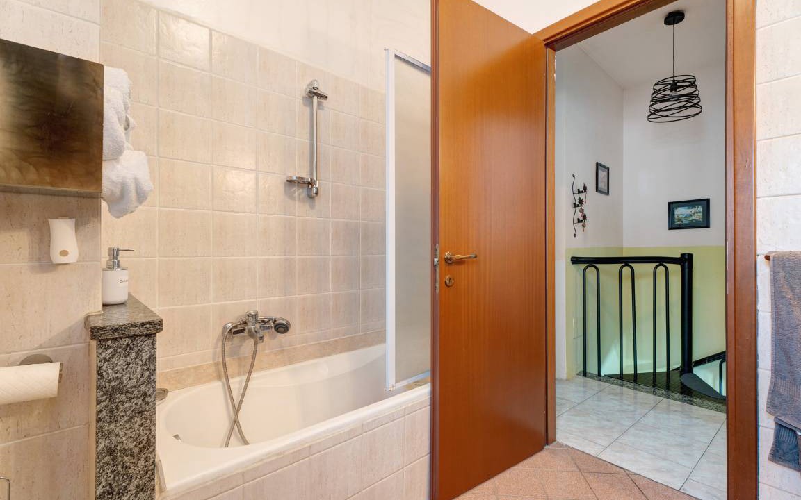 Photo of Bathroom in Borgo Ticino